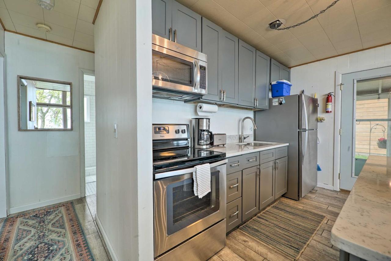 Lakefront Cottage Near Wineries And State Parks! Mears Buitenkant foto