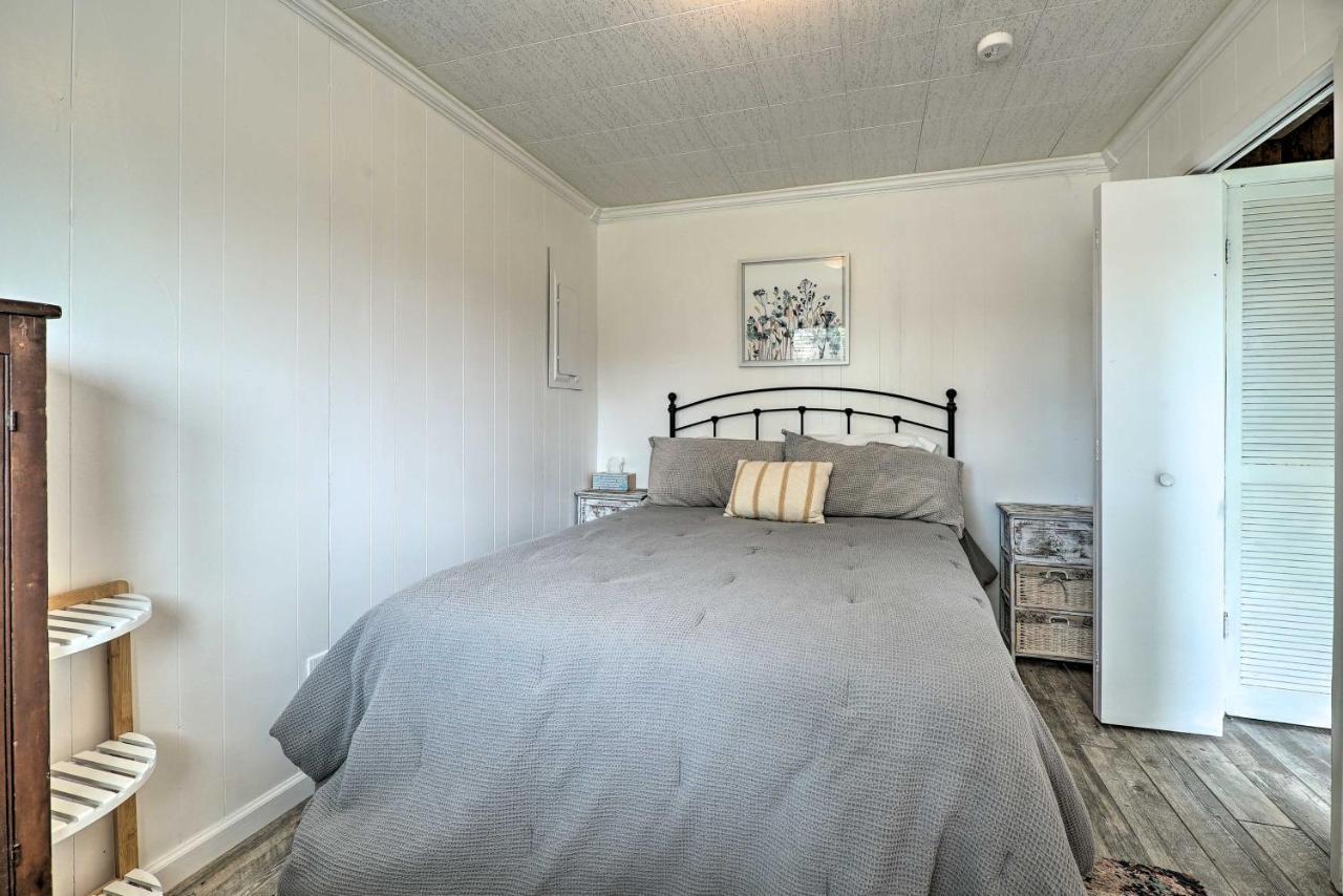 Lakefront Cottage Near Wineries And State Parks! Mears Buitenkant foto